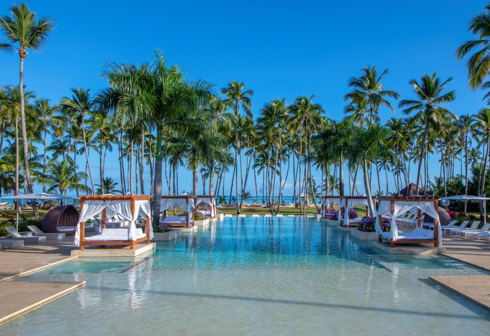 Viva V Samana By Wyndham, A Trademark Adults All Inclusive Las Terrenas Luaran gambar Hard Rock Hotel & Casino Punta Cana