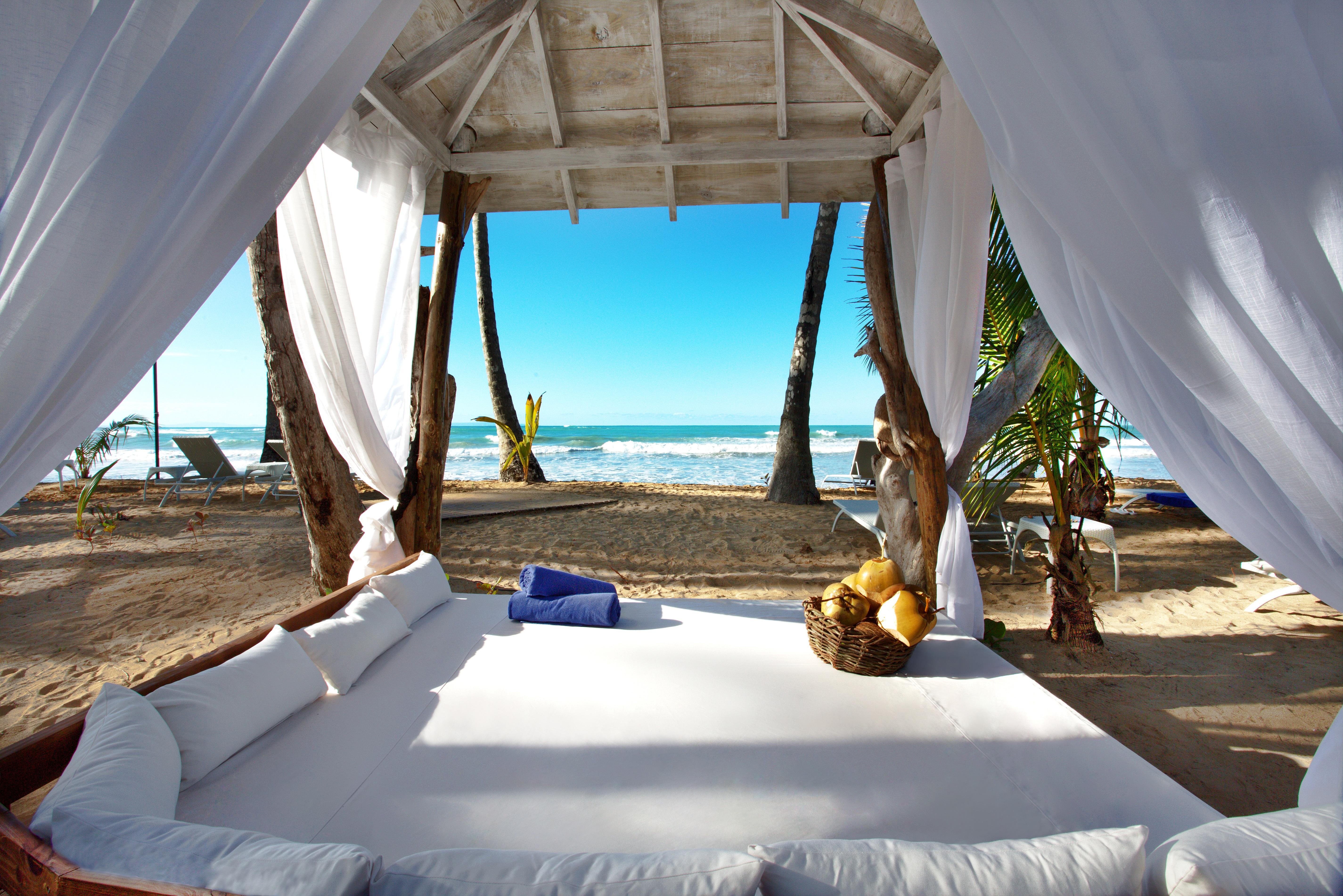 Viva V Samana By Wyndham, A Trademark Adults All Inclusive Las Terrenas Luaran gambar Spa at Iberostar Grand Hotel Bávaro