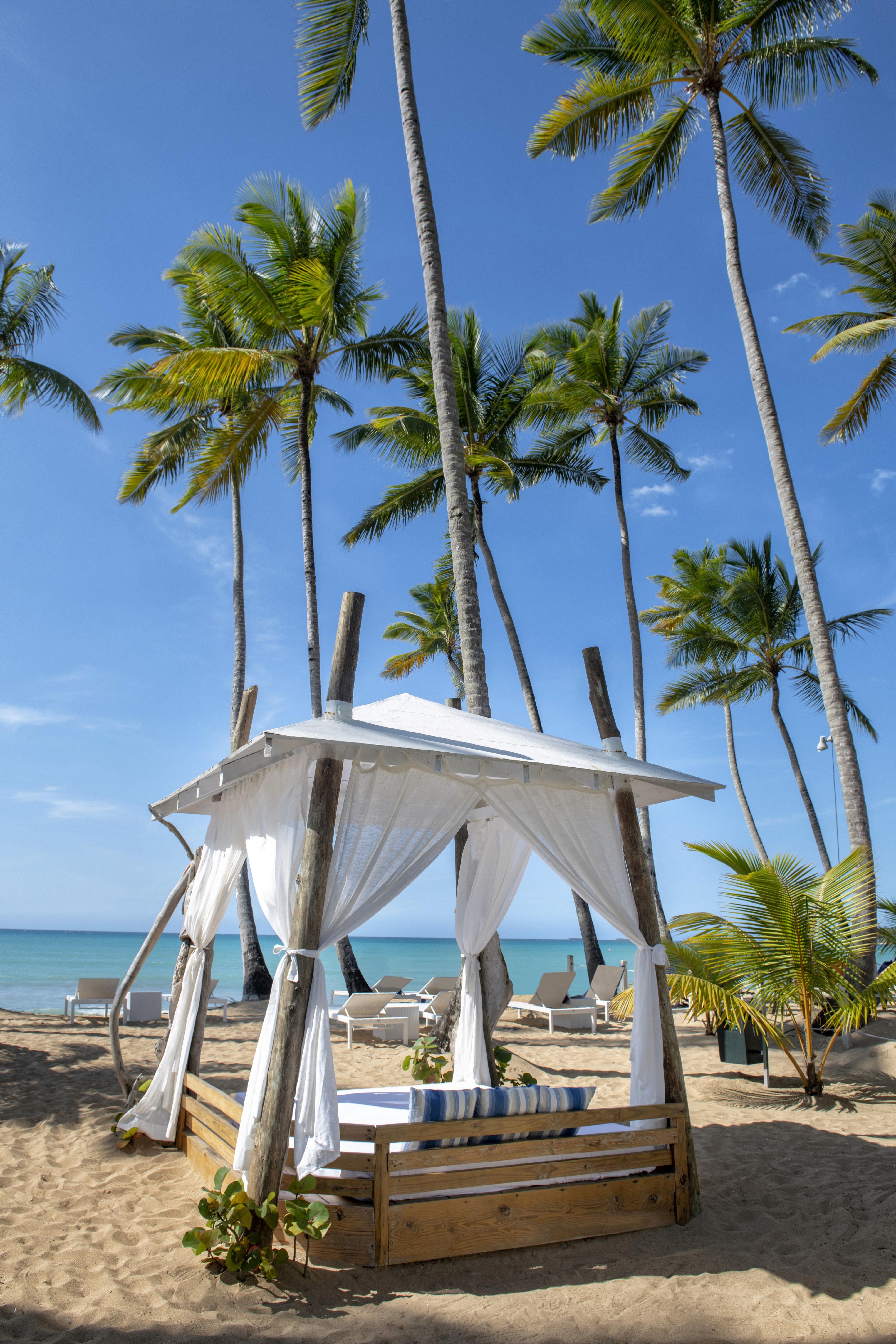 Viva V Samana By Wyndham, A Trademark Adults All Inclusive Las Terrenas Luaran gambar A beach in Punta Cana