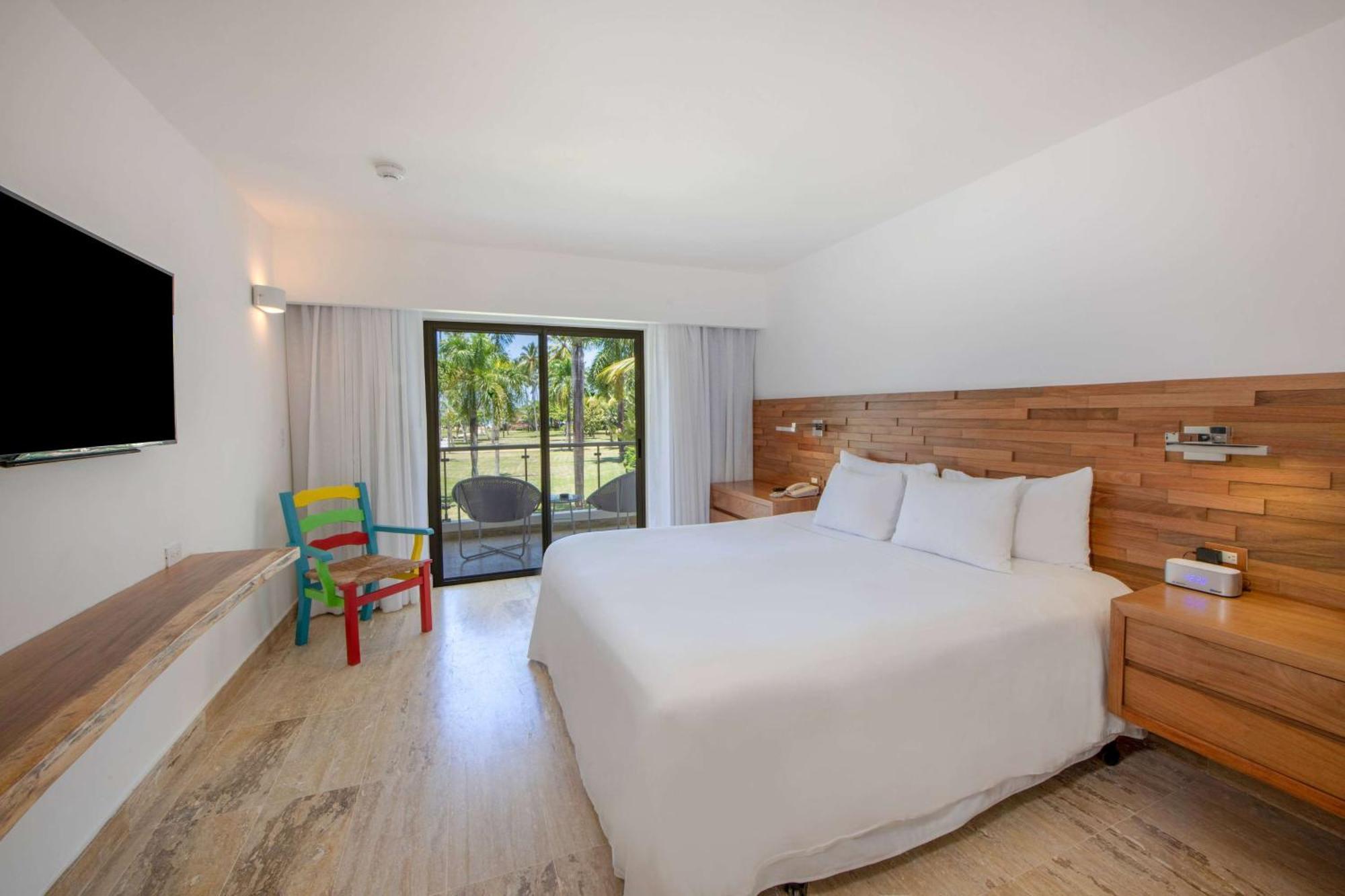 Viva V Samana By Wyndham, A Trademark Adults All Inclusive Las Terrenas Luaran gambar A room at the hotel